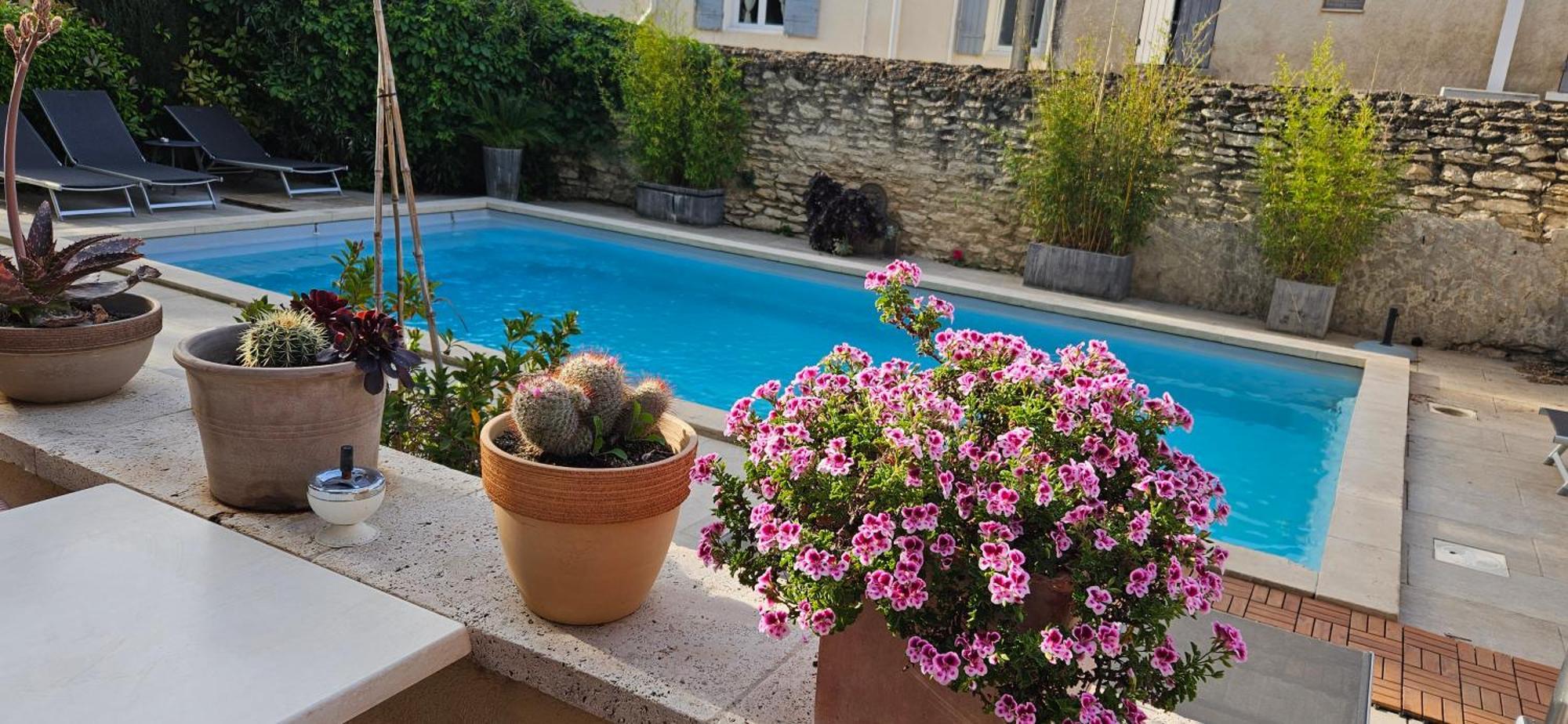 Le Castelet Des Alpilles Hotel Saint-Remy-de-Provence Bagian luar foto