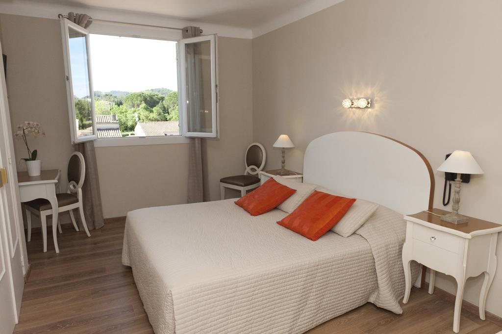 Le Castelet Des Alpilles Hotel Saint-Remy-de-Provence Bagian luar foto